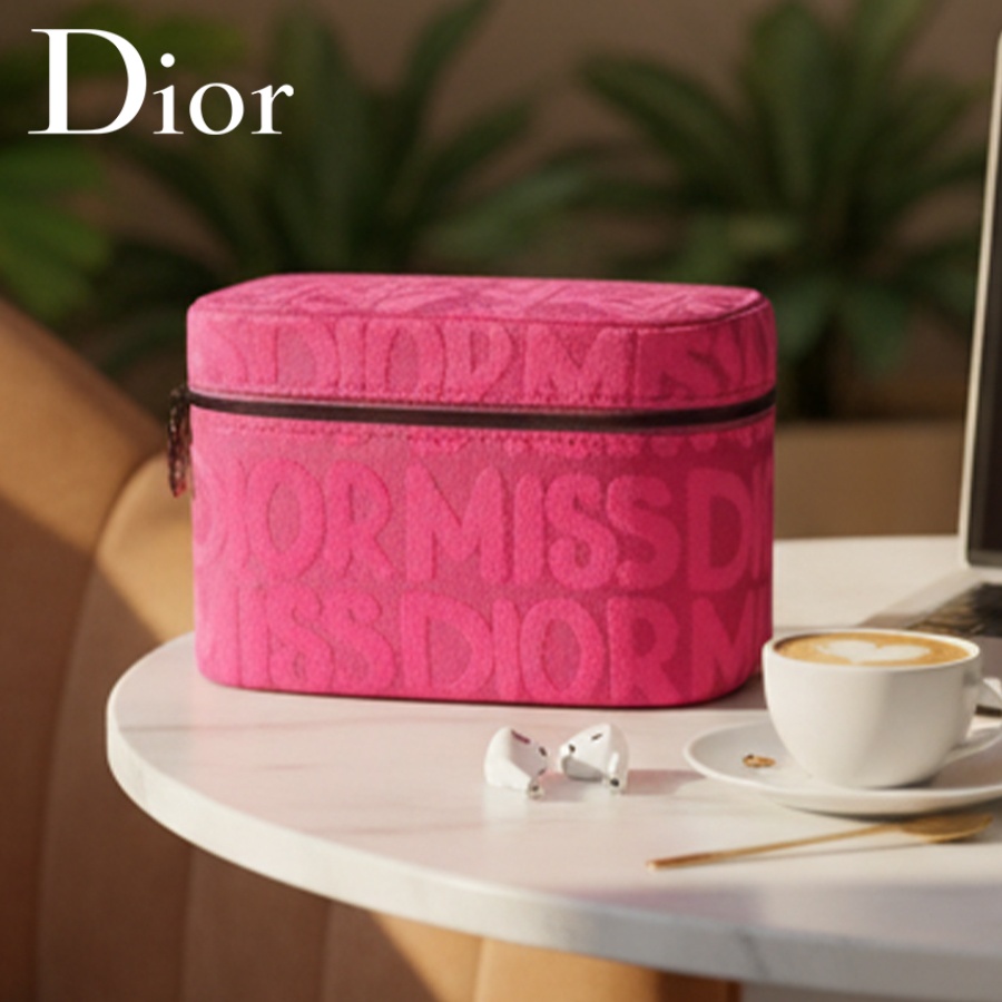 Sac cosmétique rose de Dior po - Beauty Makeup Dior avis et prix