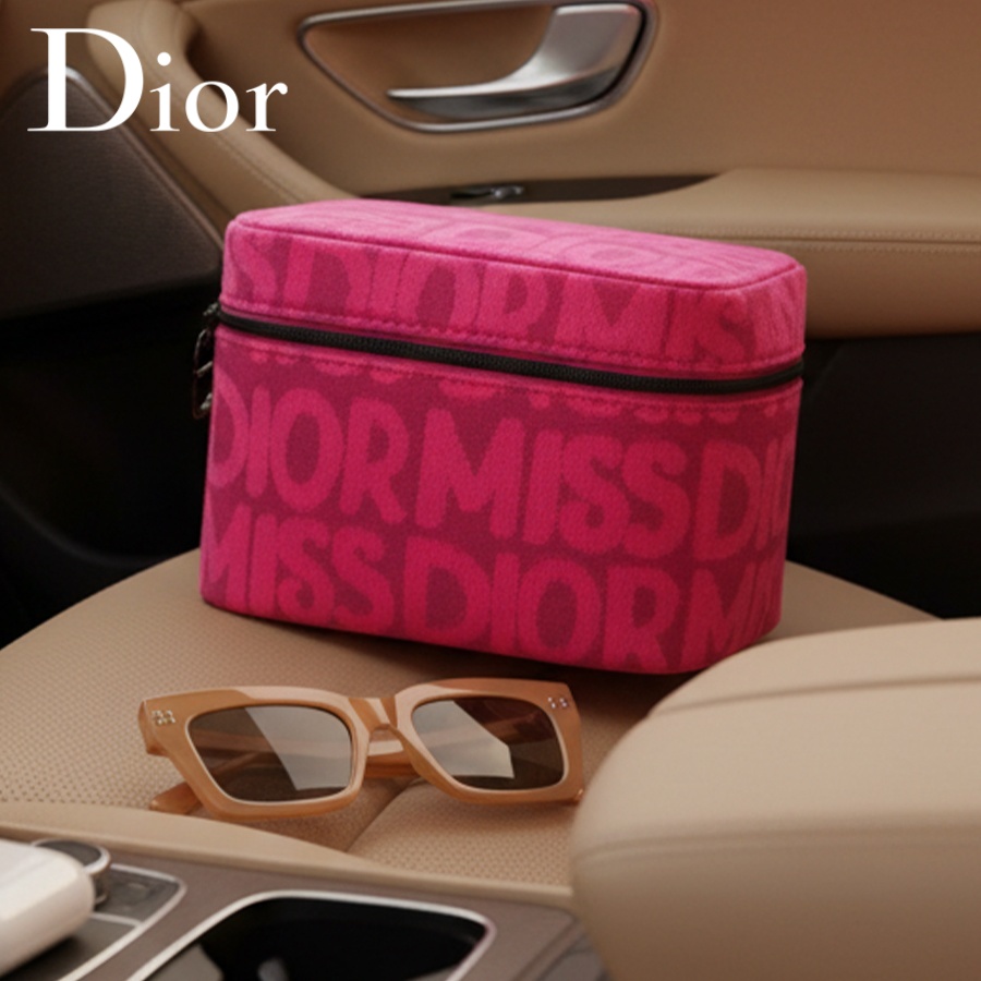 Sac cosmétique rose de Dior po - Beauty Makeup Dior avis et prix