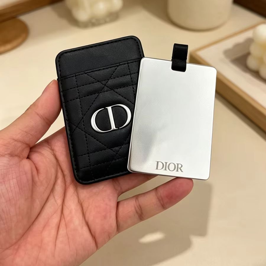 Sac Dior Dior's Bag, miroir de - Beauty Makeup Dior avis et prix