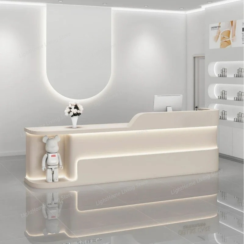 Comptoir de réception moderne  - Beauty Makeup Institute avis et prix